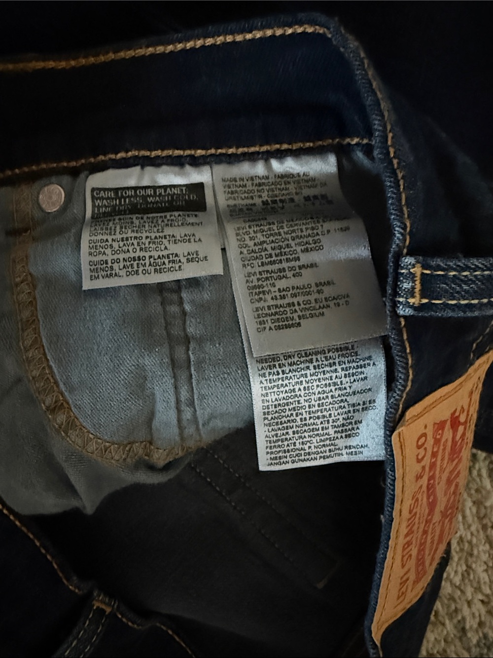505 Levi's Men’s Dark Indigo Straight Leg Jeans SZ 36 W 32 L - Picture 6 of 11